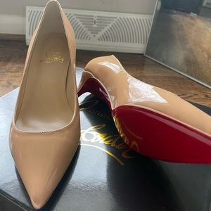 COPY - Louboutin kitten heels